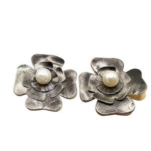 Metallic Gunmetal Leather Flower Shoe Clips, Vintage Blossom with Faux Pearl